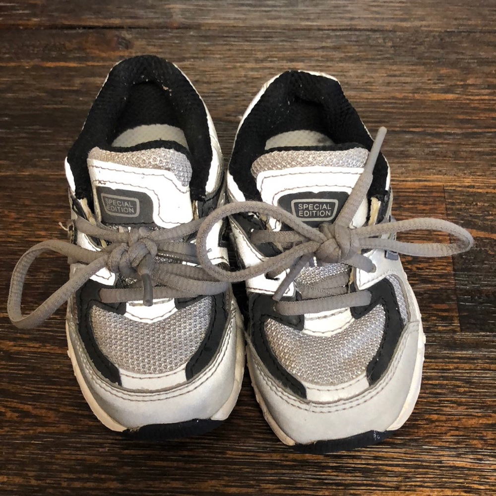 Baby New balance sneakers